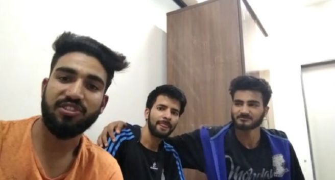kashmiri-students-1581776395.jpg